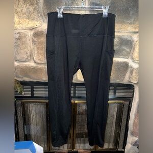 *5/$20* Black Shapermint Leggings